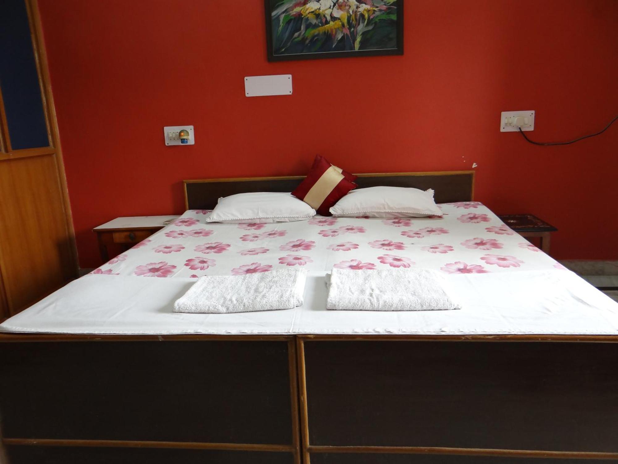 N Homestay Agra Tajganj ภายนอก รูปภาพ