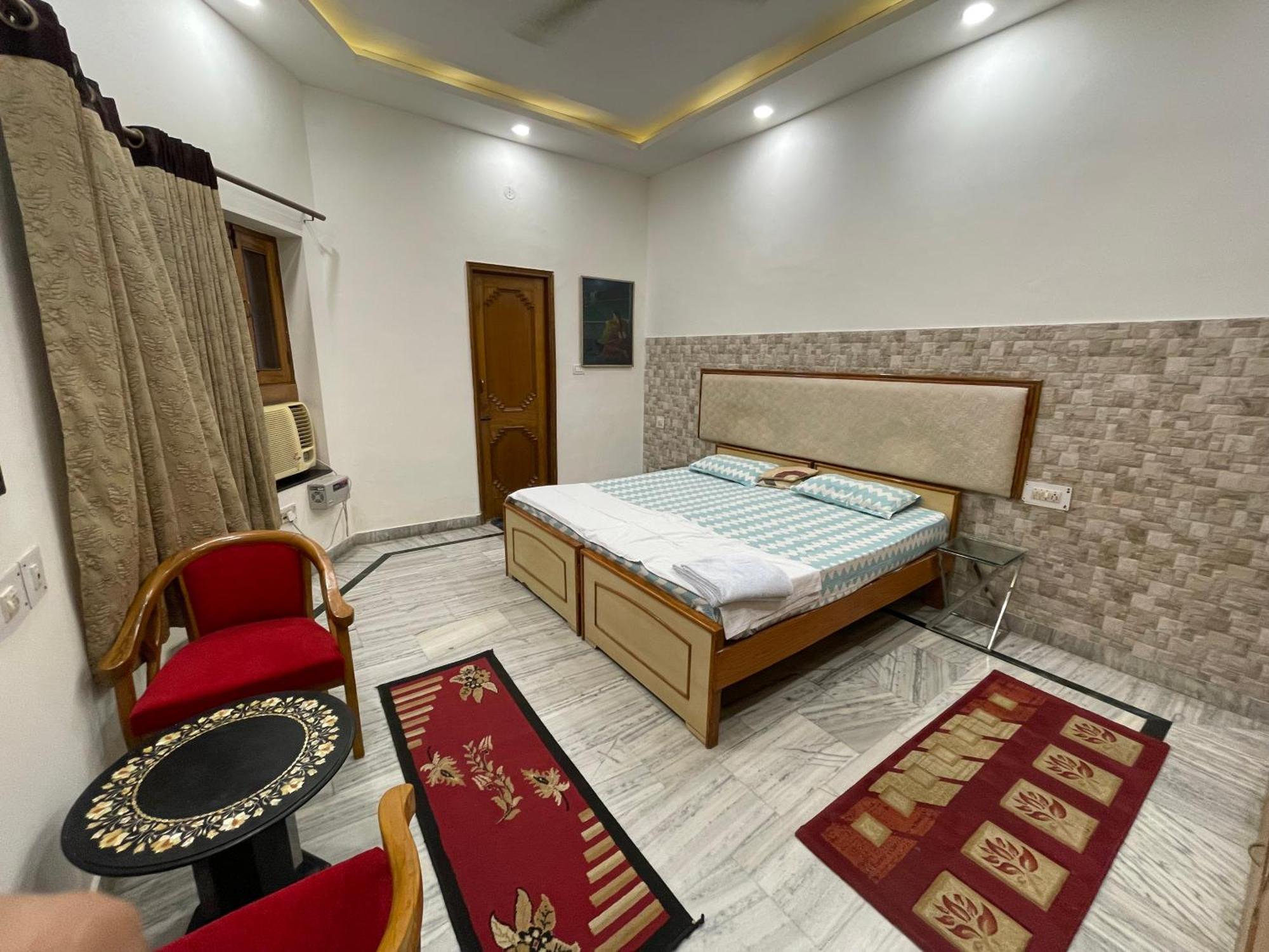 N Homestay Agra Tajganj ภายนอก รูปภาพ