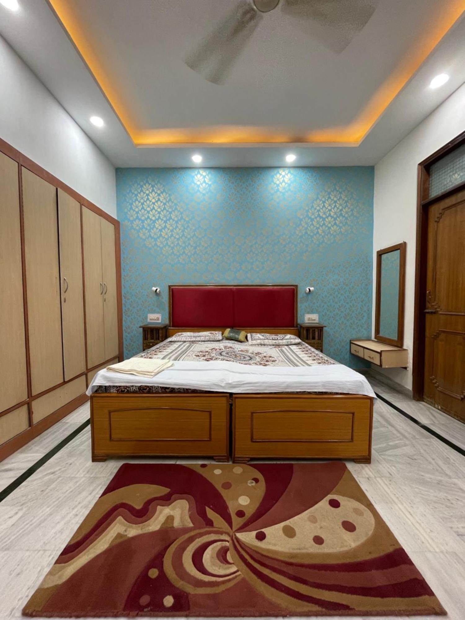 N Homestay Agra Tajganj ภายนอก รูปภาพ