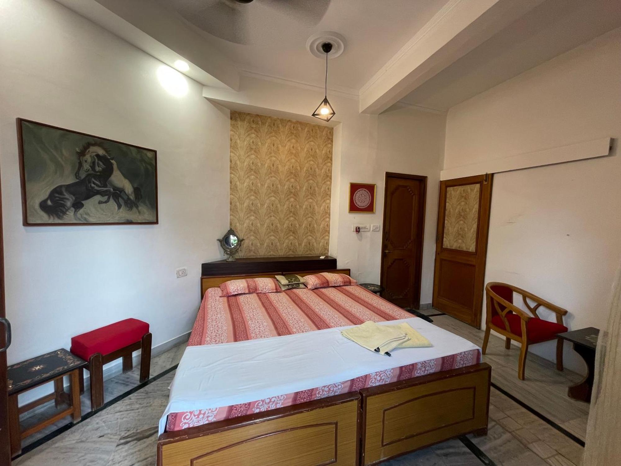 N Homestay Agra Tajganj ภายนอก รูปภาพ
